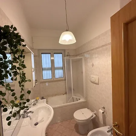 Renza House Chiaia Daire