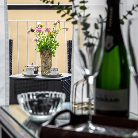 Renza House Chiaia *