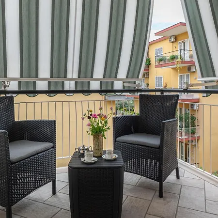 Apartmán Renza House Chiaia *