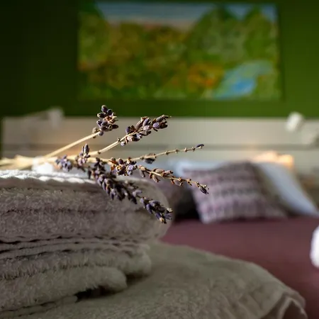 Renza House Chiaia * Neapol