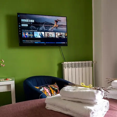 Renza House Chiaia Daire