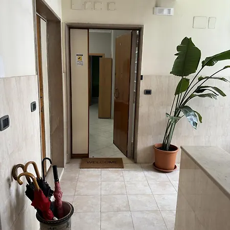 Renza House Chiaia Daire *