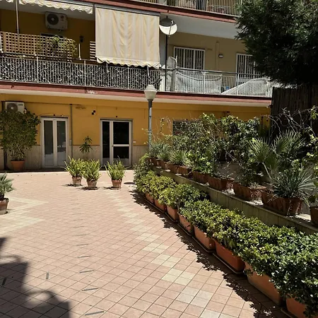 Renza House Chiaia Apartmán