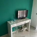 דירה Renza House Chiaia נאפולי